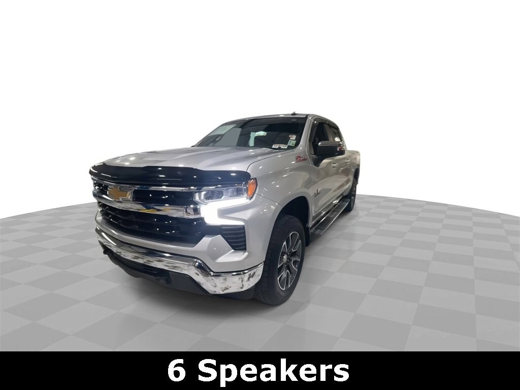 2022 Chevrolet Silverado 1500 LT Texas Edition photo 3