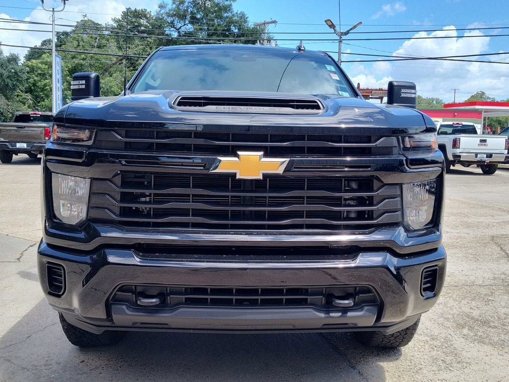 2024 Chevrolet Silverado 2500HD Custom - Photo 11