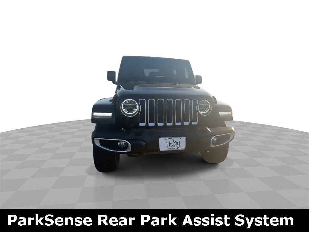 2019 Jeep Wrangler Unlimited Sahara photo 3