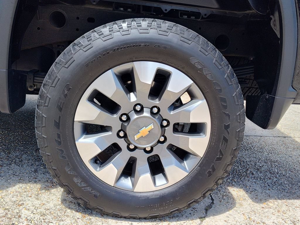 2024 Chevrolet Silverado 2500HD Custom - Photo 12