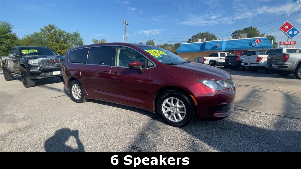 Used 2017 Chrysler Pacifica Touring Minivan