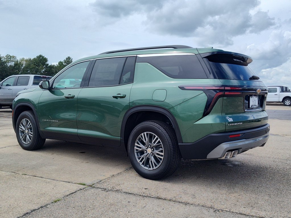 2027 Chevrolet Traverse LT - Photo 26