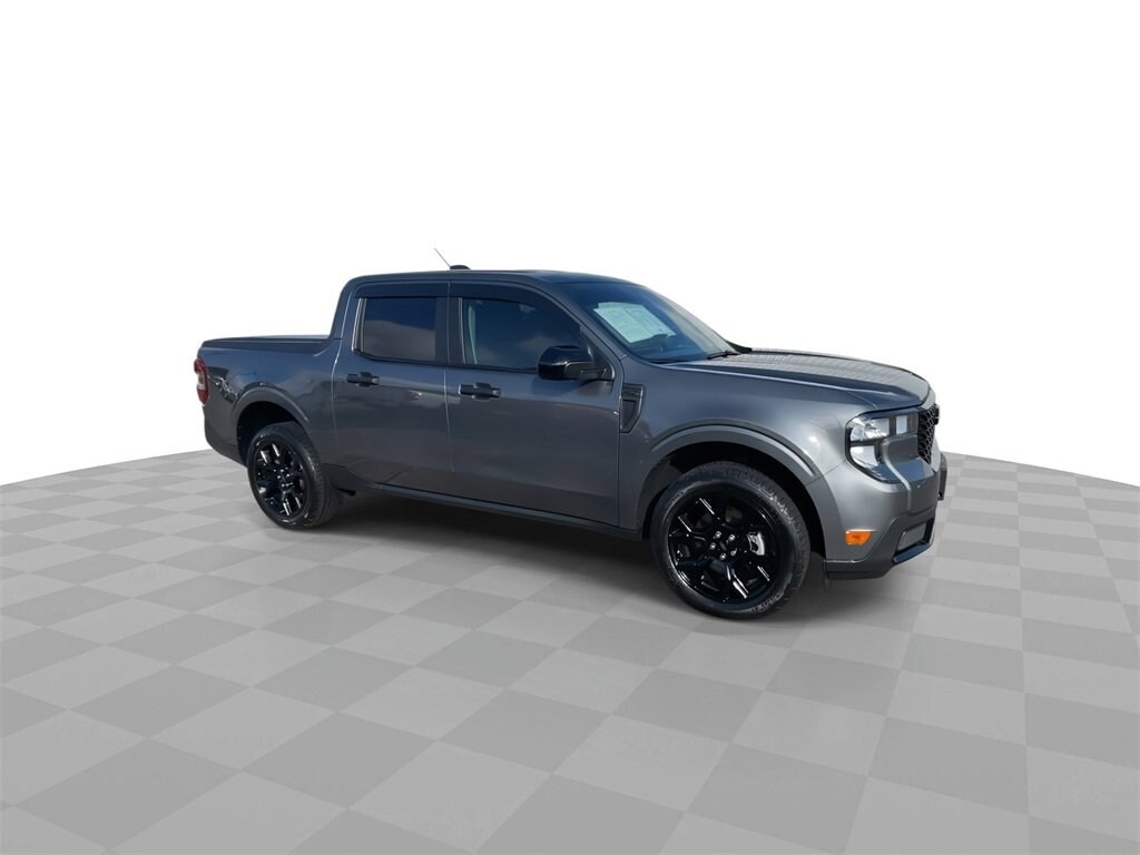 2025 Ford Maverick XLT photo 2