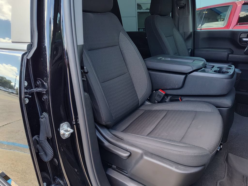 2024 Chevrolet Silverado 2500HD Custom - Photo 21