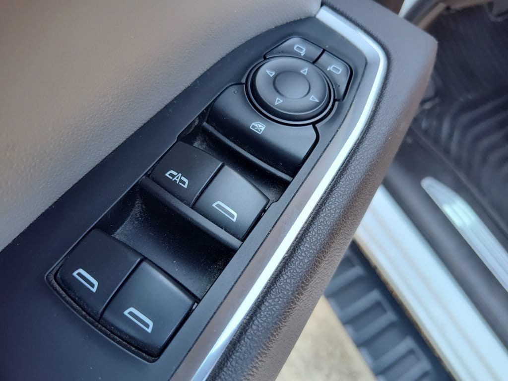 2025 Chevrolet Silverado 1500 LT - Photo 14