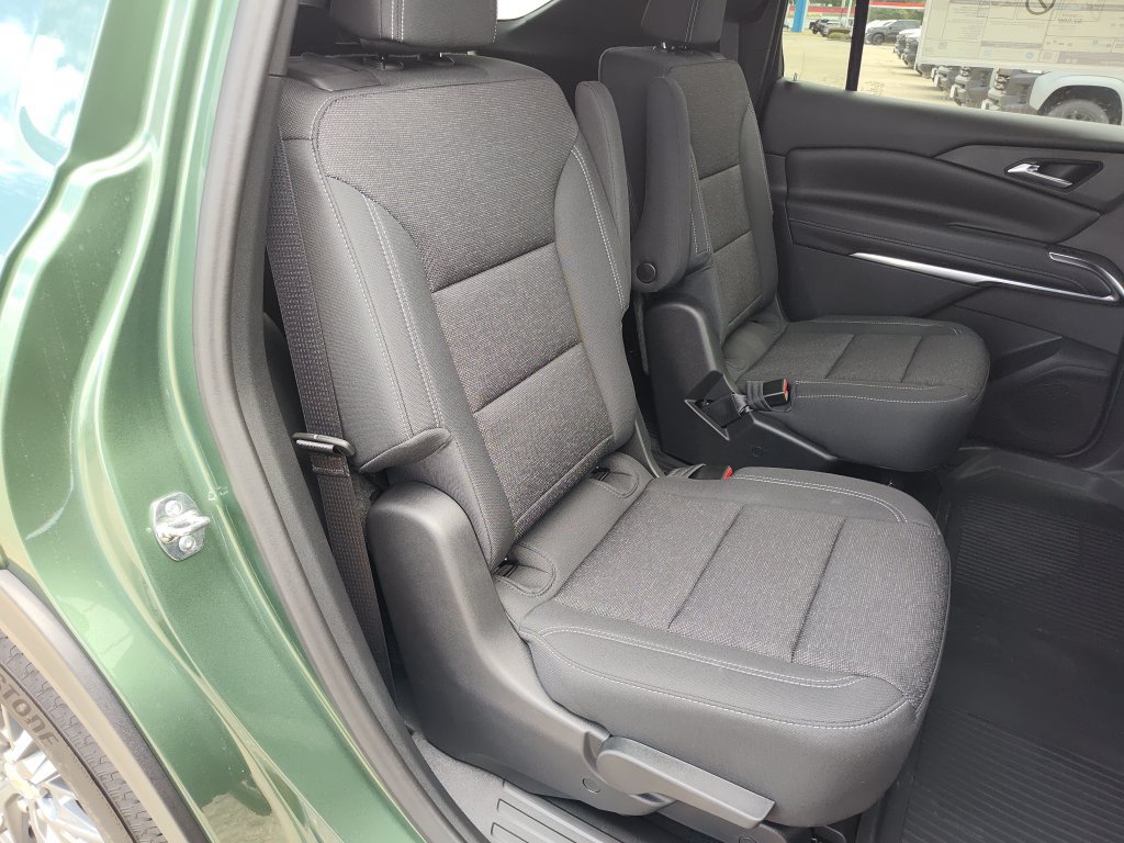 2027 Chevrolet Traverse LT - Photo 35