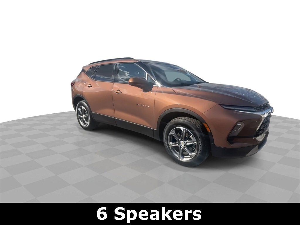 2024 Chevrolet Blazer 2LT photo 2