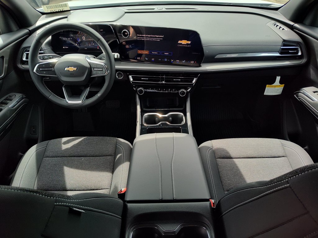 2027 Chevrolet Traverse LT - Photo 33