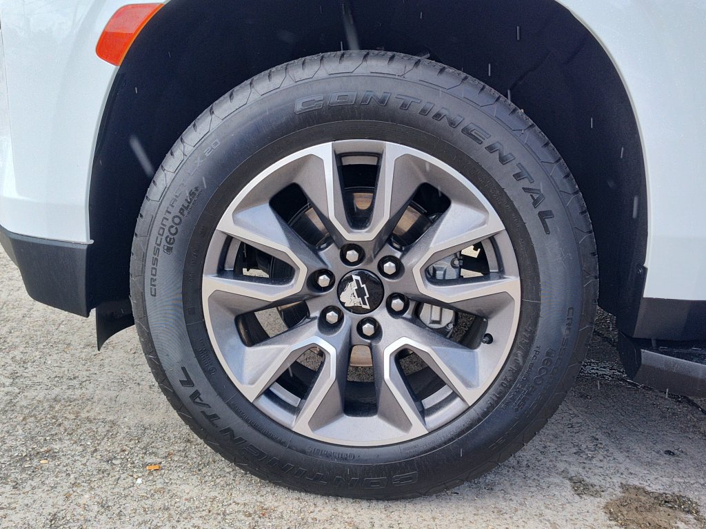 2022 Chevrolet Tahoe LS - Photo 11