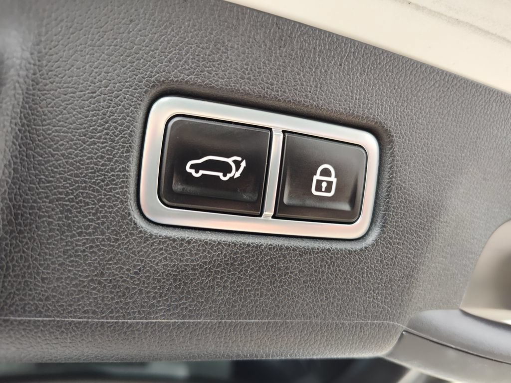 2022 Kia Sorento SX - Photo 7