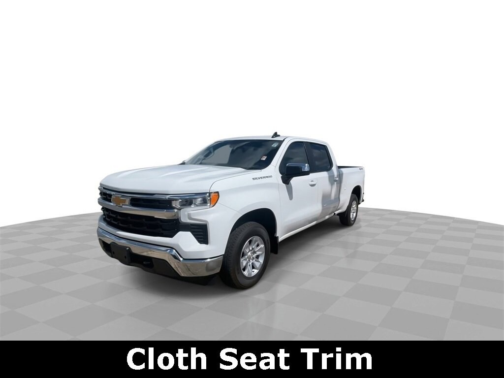 2023 Chevrolet Silverado 1500 LT photo 3