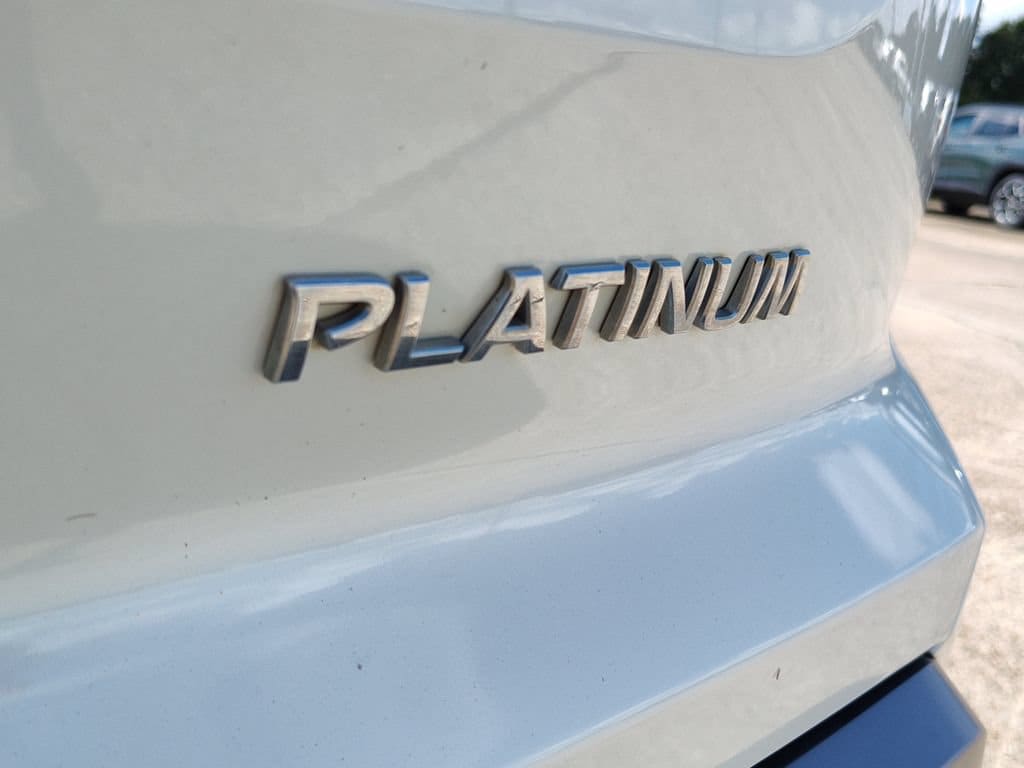2023 Nissan Pathfinder Platinum - Photo 6