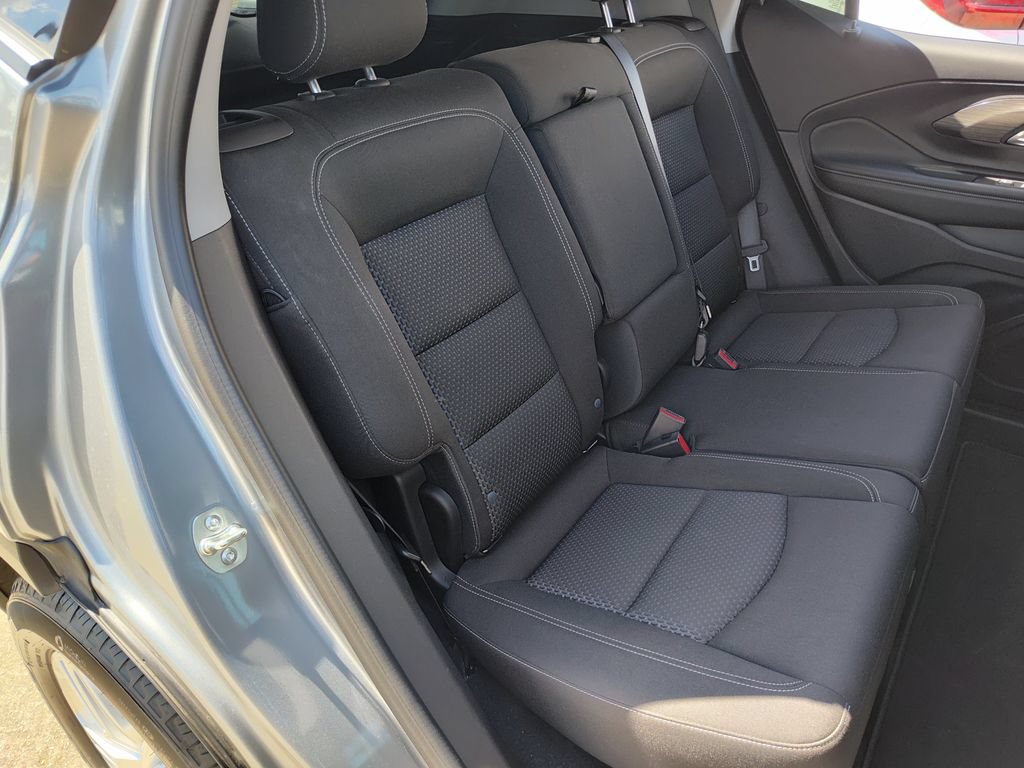 2024 GMC Terrain SLE - Photo 24