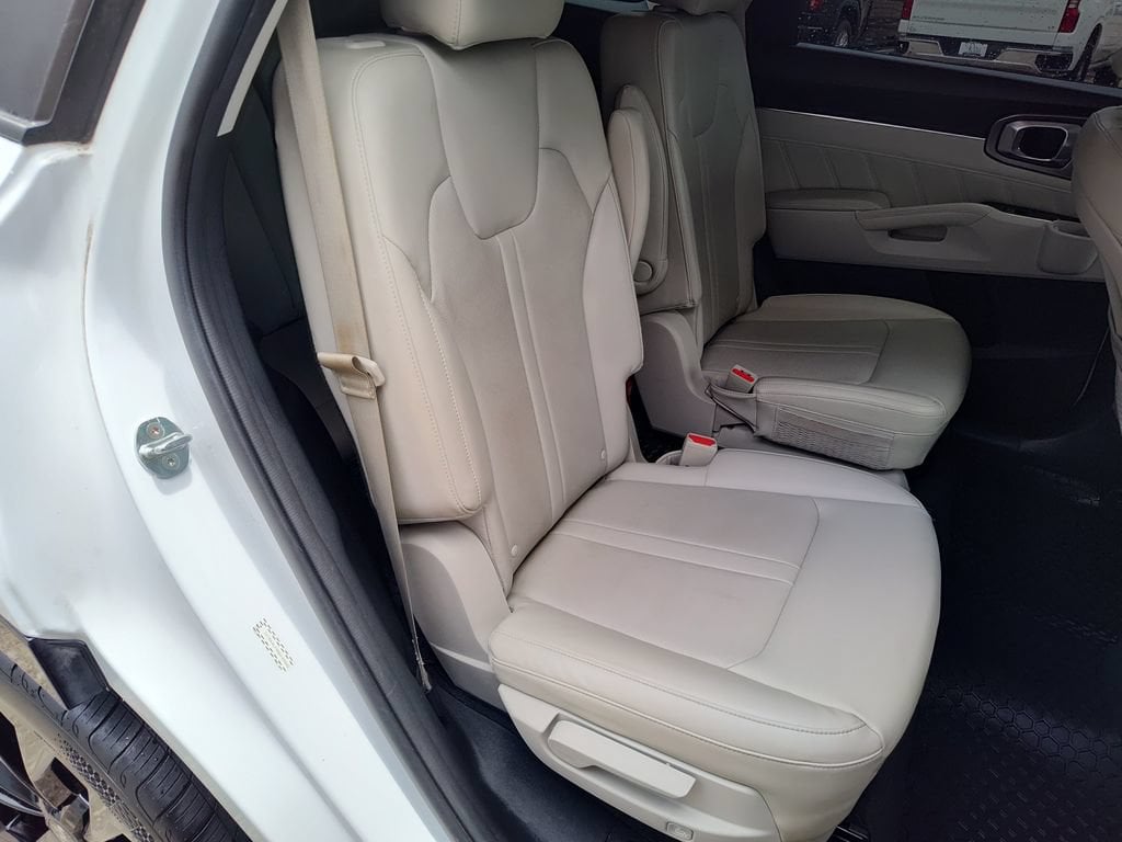 2022 Kia Sorento SX - Photo 25