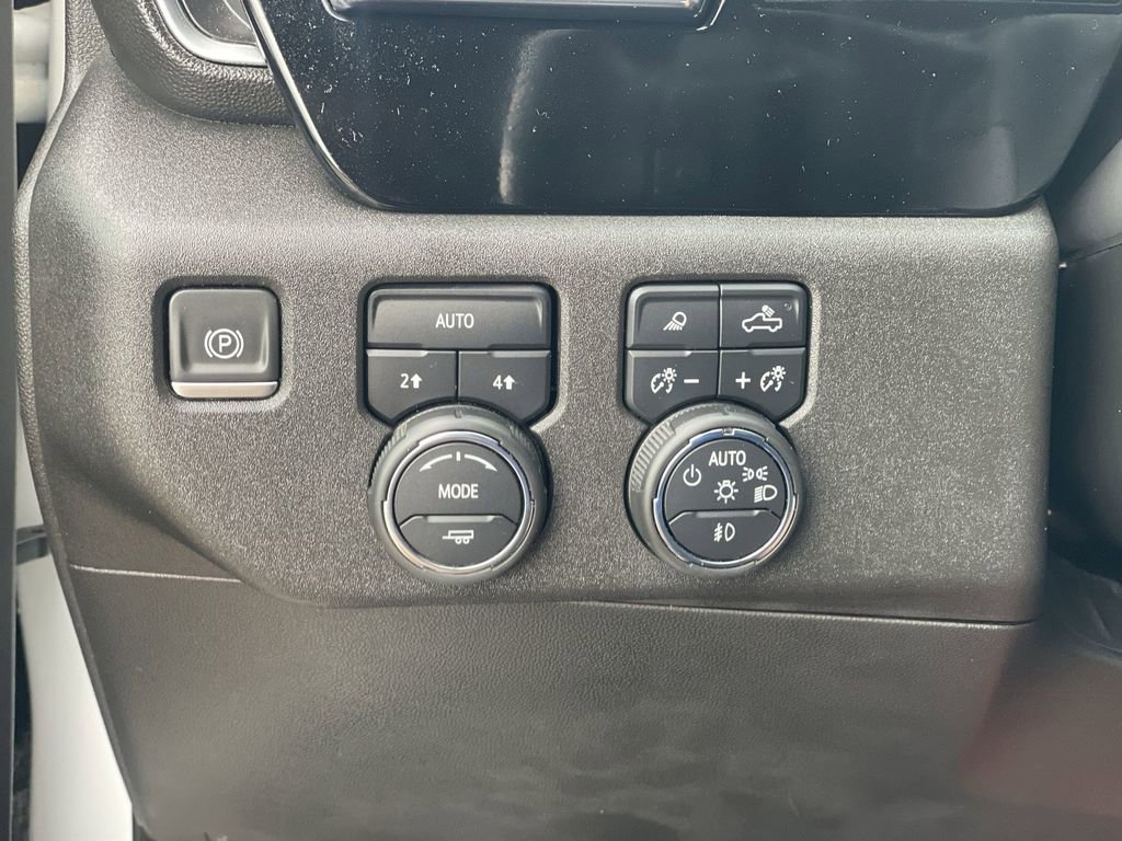 2023 Chevrolet Silverado 1500 LTZ - Photo 16
