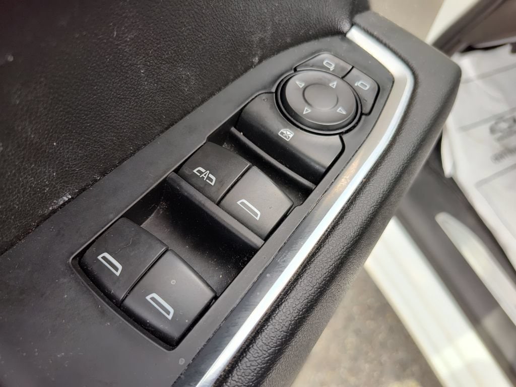 2023 Chevrolet Silverado 1500 LT - Photo 16