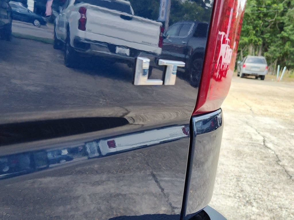 2023 Chevrolet Silverado 1500 LT - Photo 6