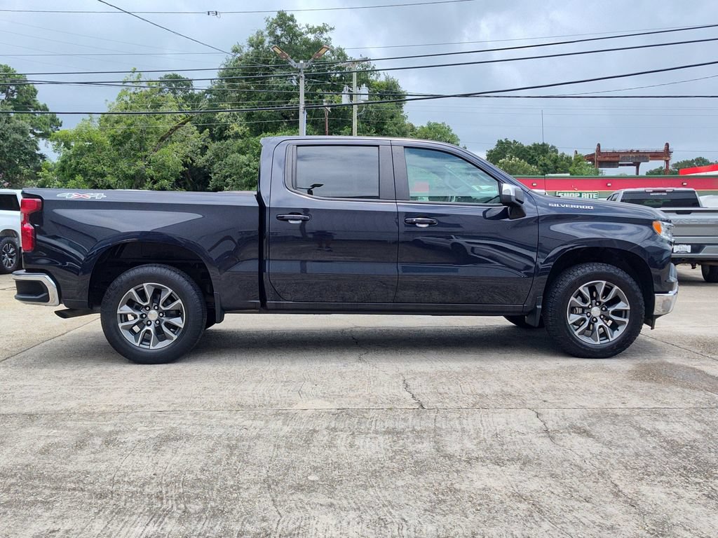 2023 Chevrolet Silverado 1500 LT - Photo 10