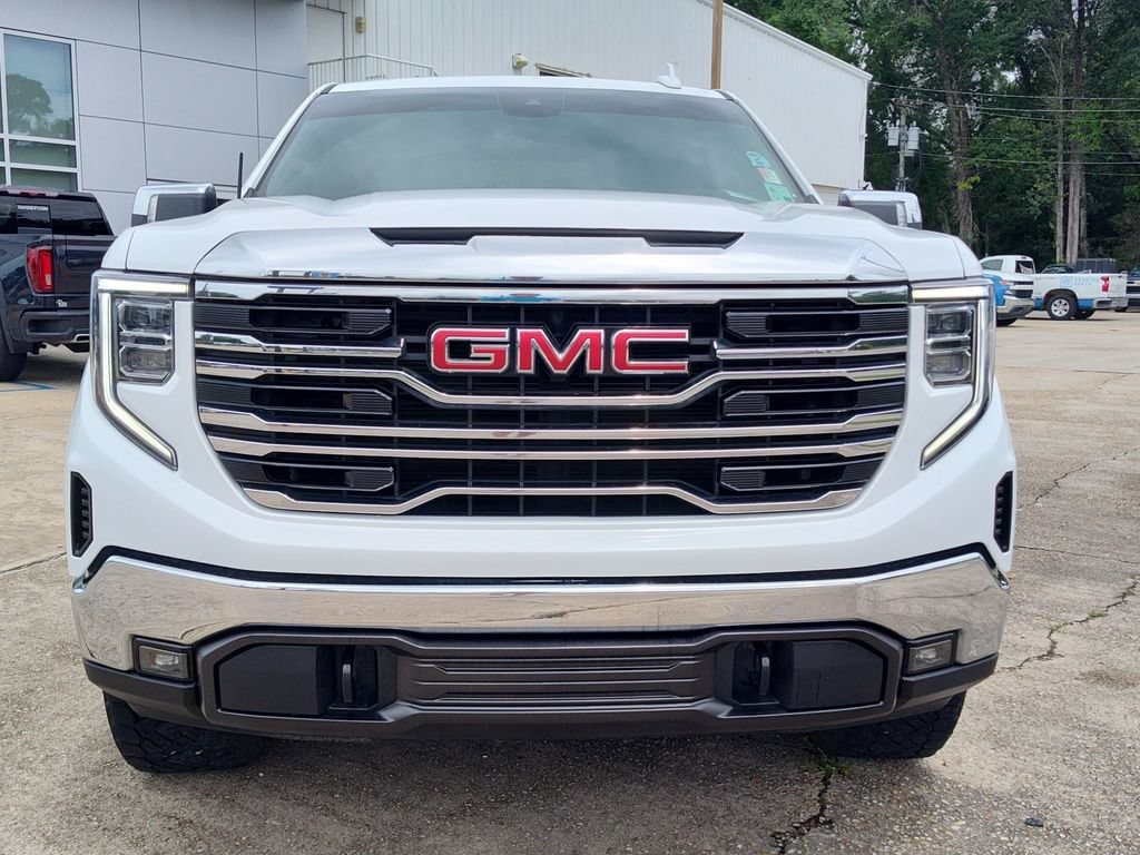 2024 GMC Sierra 1500 SLT - Photo 10