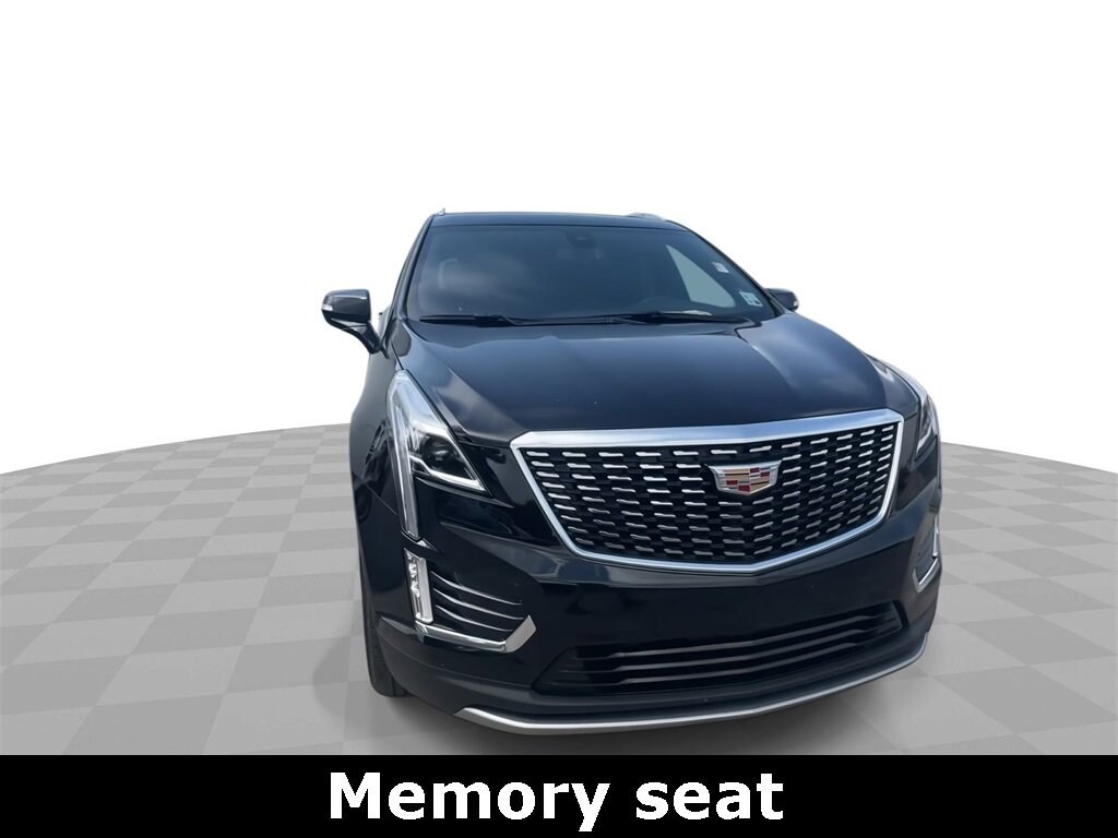 2024 Cadillac XT5 Premium Luxury photo 3