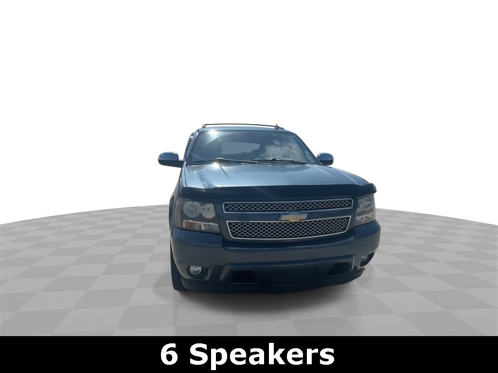 2008 Chevrolet Avalanche LTZ photo 3