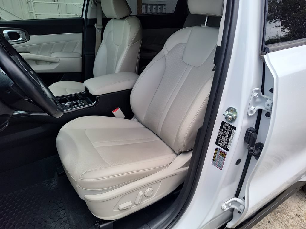 2022 Kia Sorento SX - Photo 17