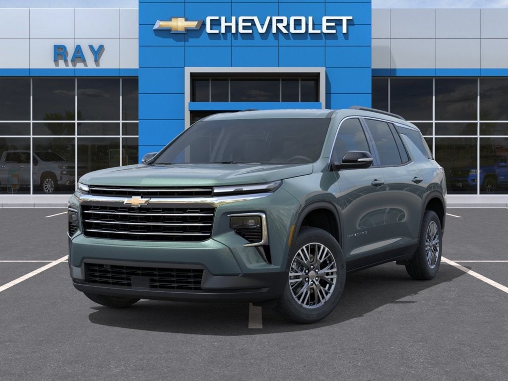 2027 Chevrolet Traverse LT - Photo 6