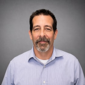 Staff member Keith Mclin from ID_b49c0eb9e068