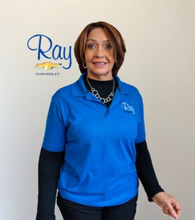 Staff member Theresa Rene from ID_f443041de006