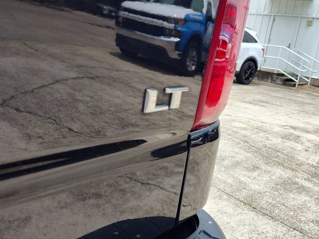 2023 Chevrolet Silverado 1500 LT - Photo 7