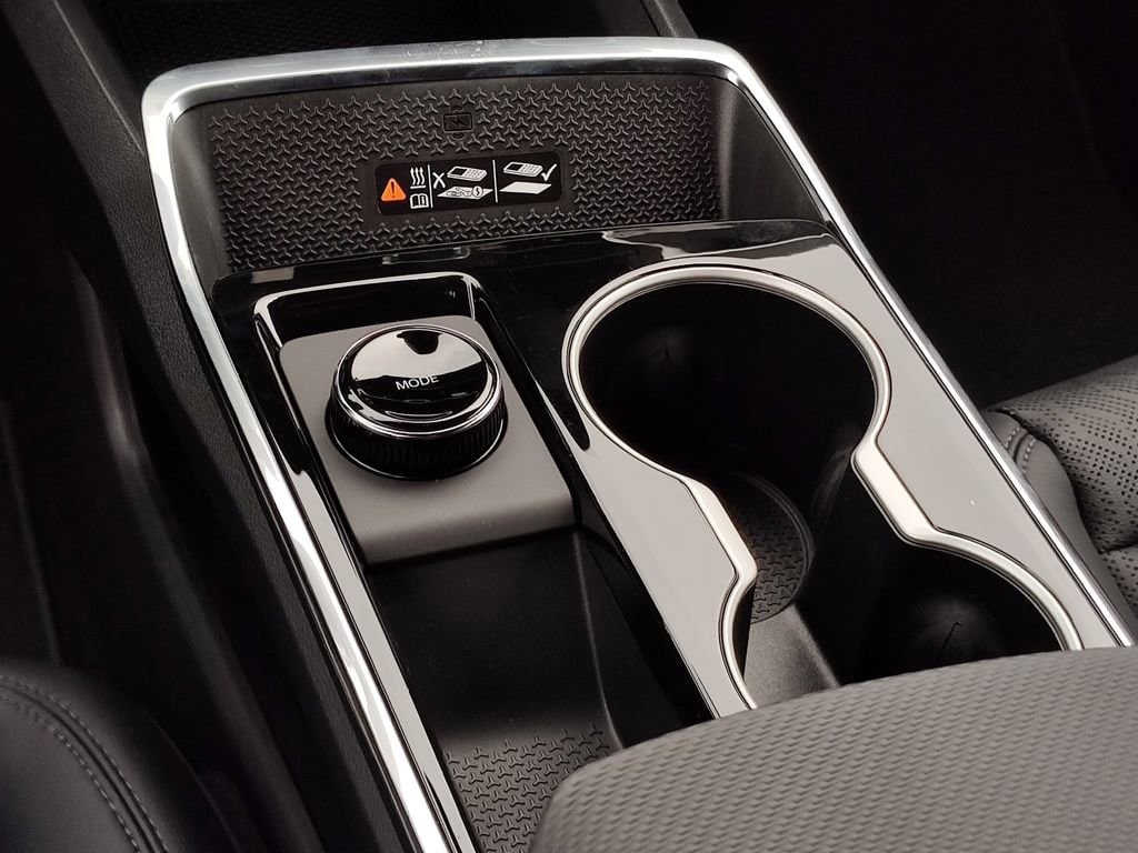 2026 Chevrolet Equinox LT - Photo 9