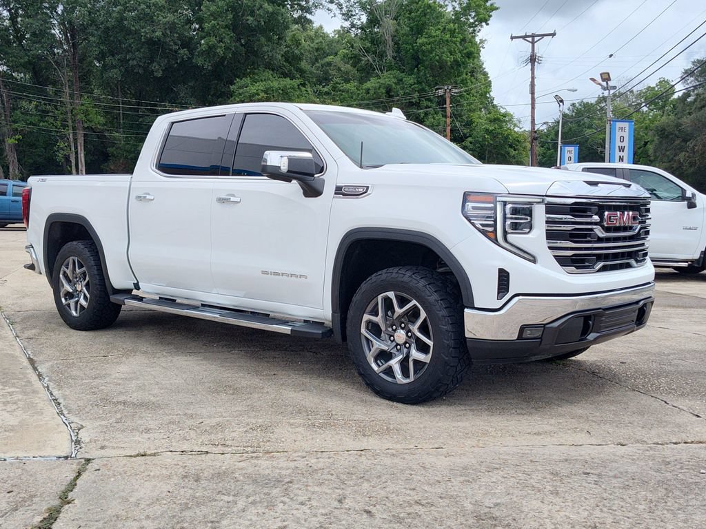 2024 GMC Sierra 1500 SLT - Photo 9