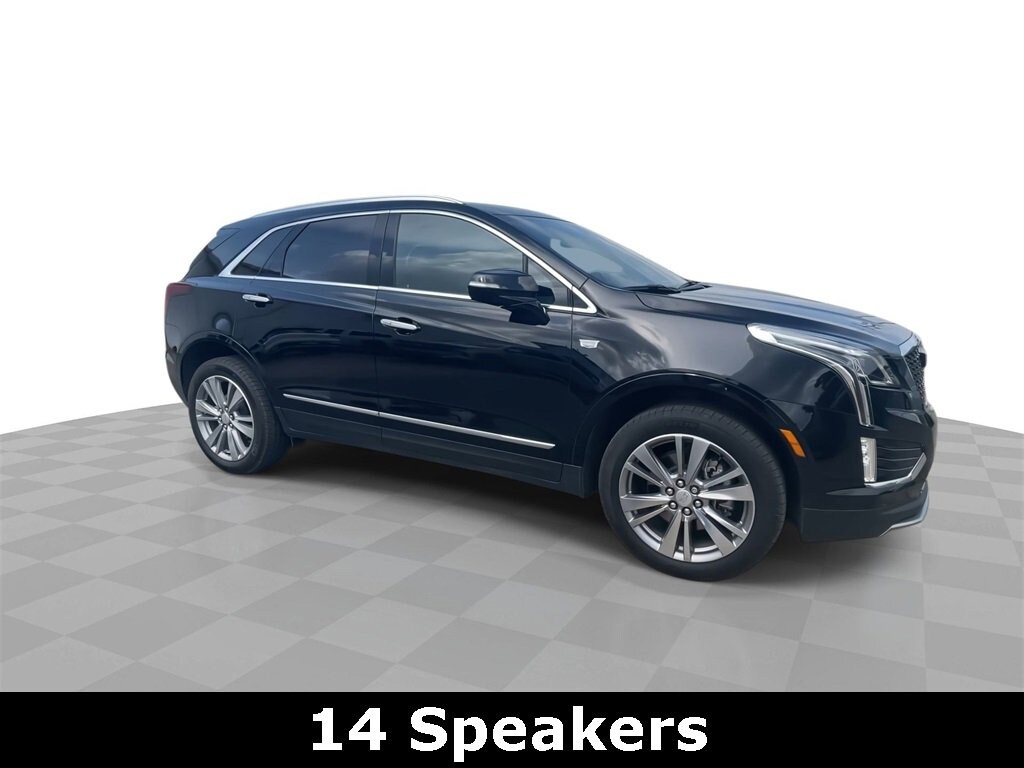 2024 Cadillac XT5 Premium Luxury photo 2