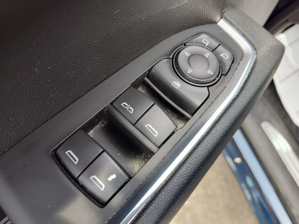 2023 Chevrolet Silverado 1500 LT - Photo 16
