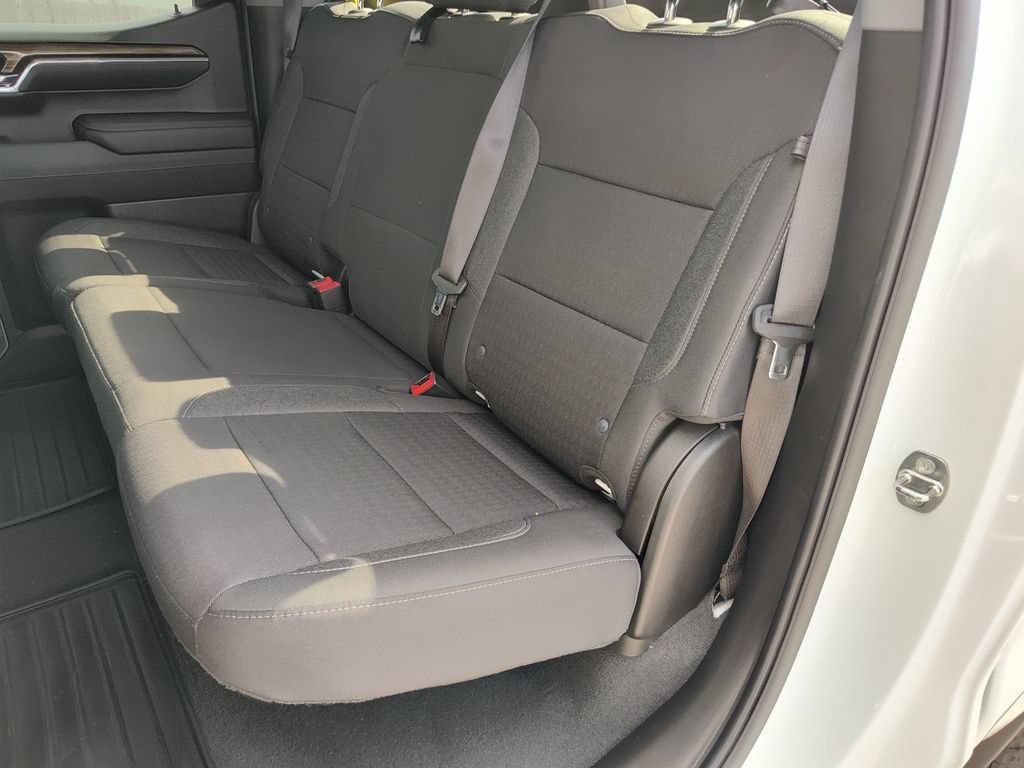2023 Chevrolet Silverado 1500 LT - Photo 25