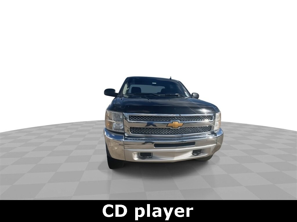 2013 Chevrolet Silverado 1500 LT photo 2