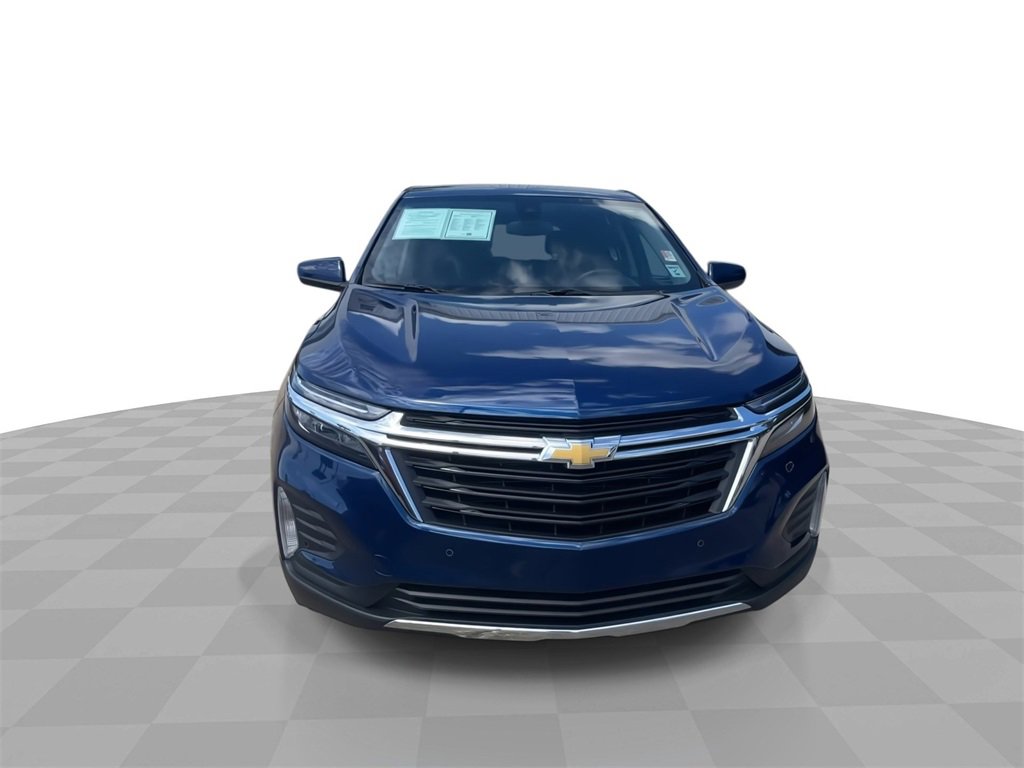 2023 Chevrolet Equinox LT photo 3