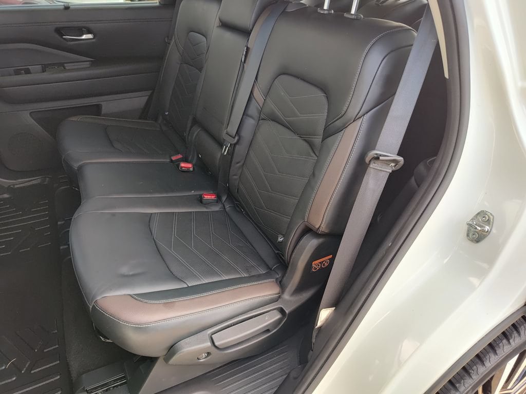 2023 Nissan Pathfinder Platinum - Photo 27