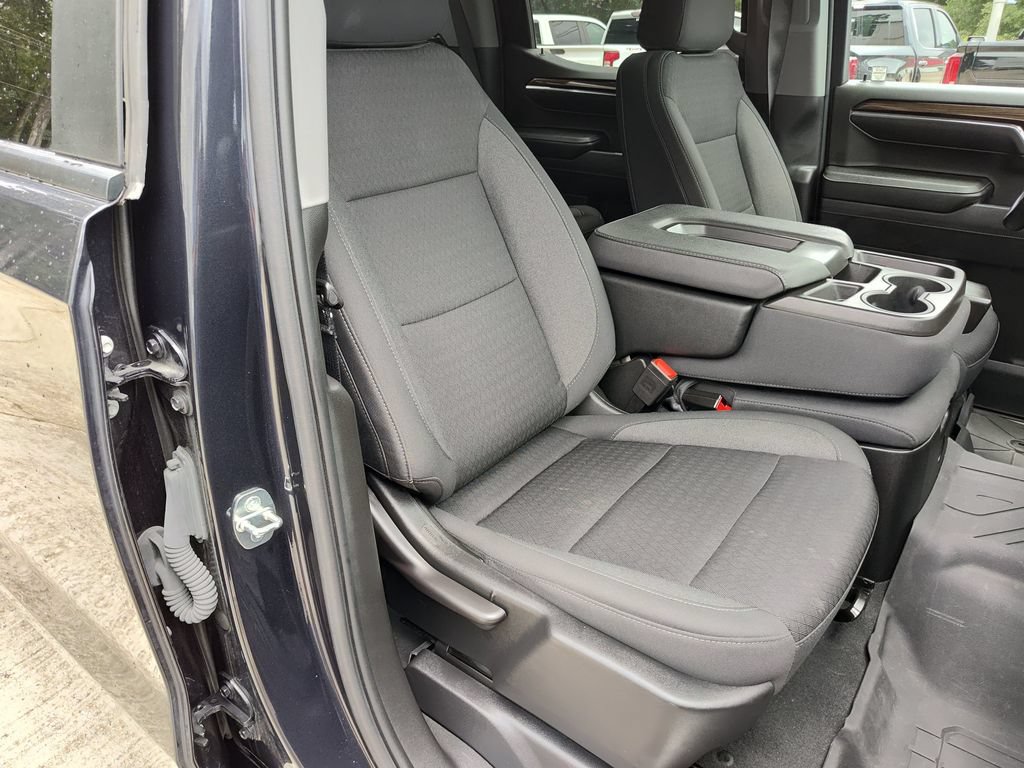 2023 Chevrolet Silverado 1500 LT - Photo 23