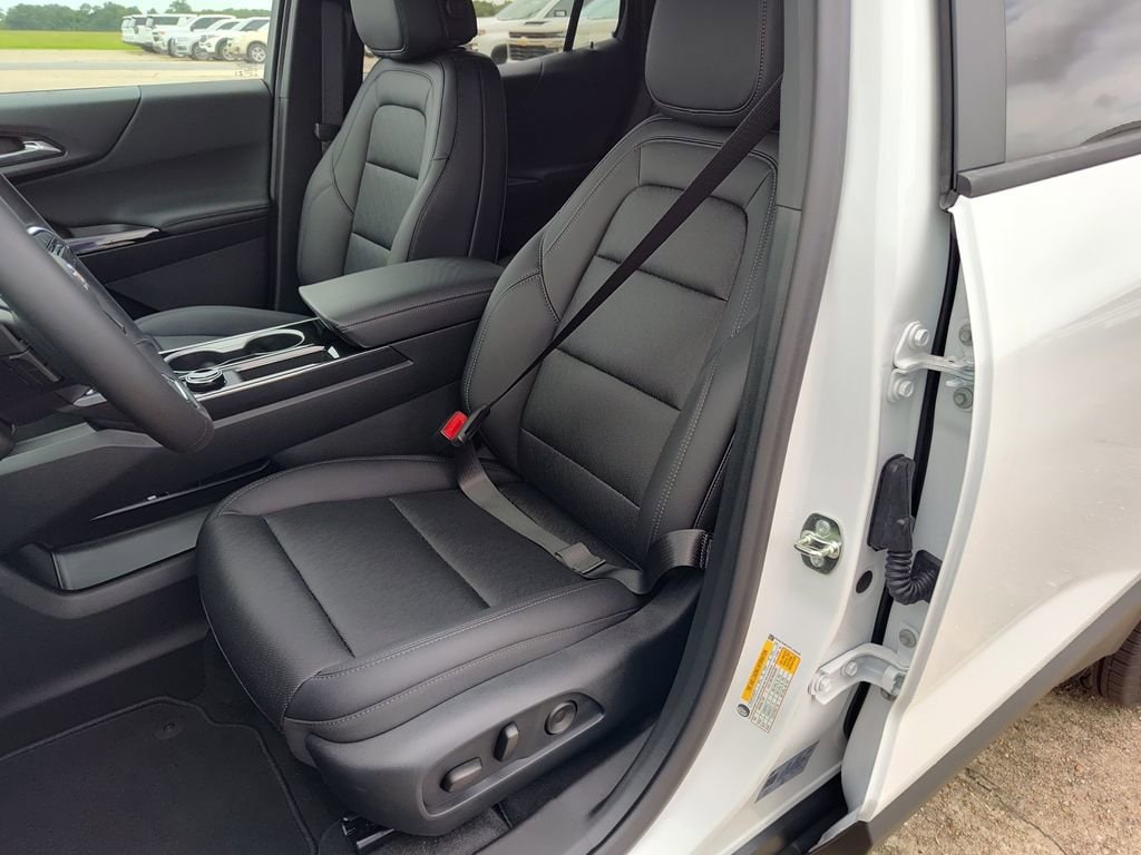 2026 Chevrolet Equinox LT - Photo 6