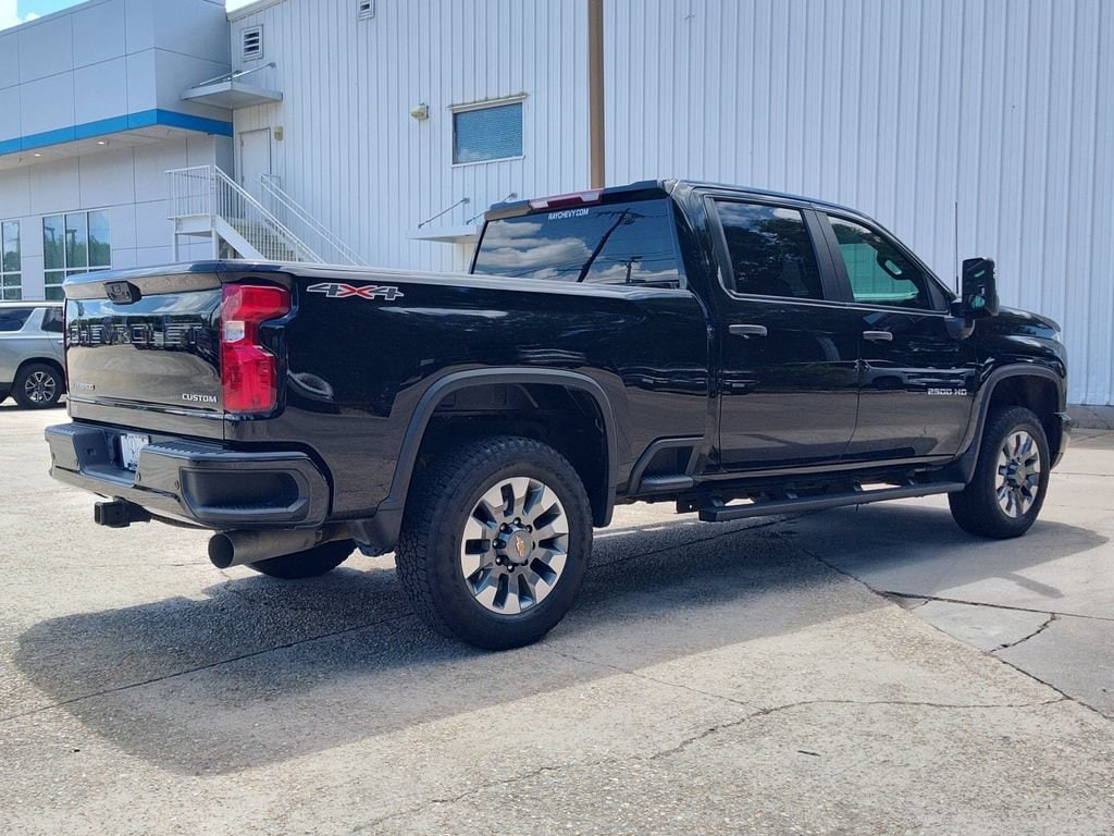 2024 Chevrolet Silverado 2500HD Custom - Photo 8