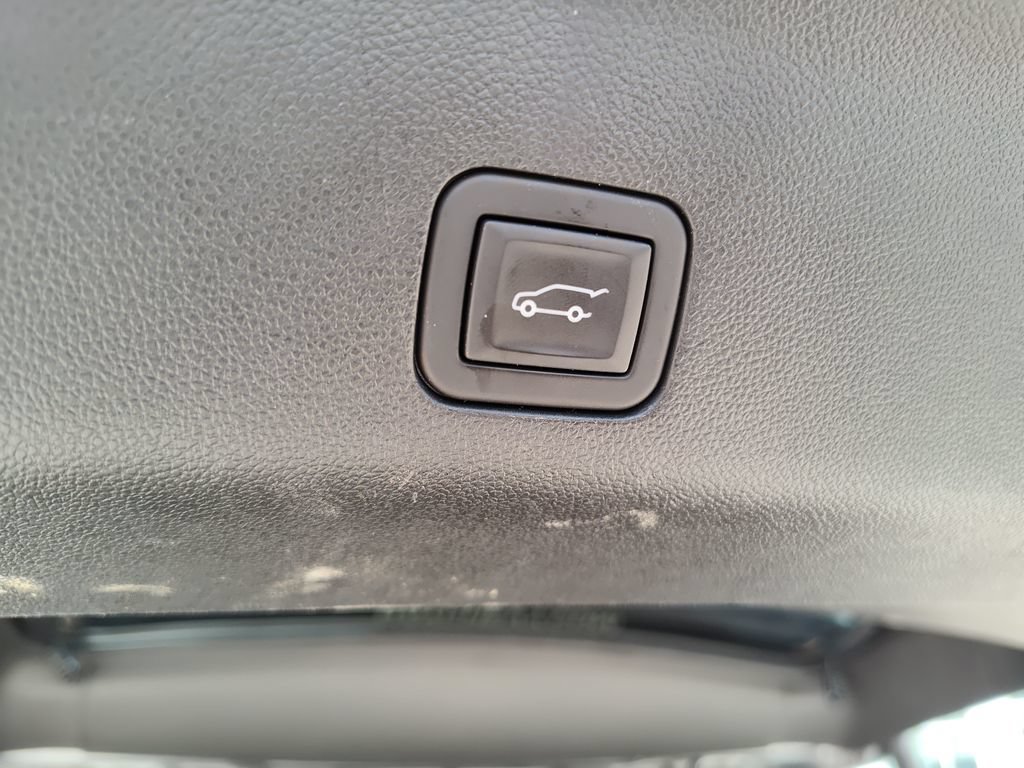 2024 Chevrolet Tahoe Z71 - Photo 8