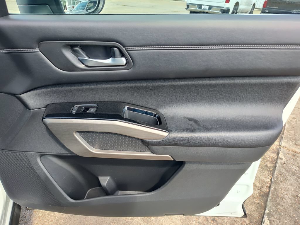 2023 Nissan Pathfinder Platinum - Photo 25