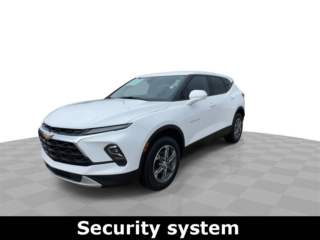 2023 Chevrolet Blazer 2LT photo 3