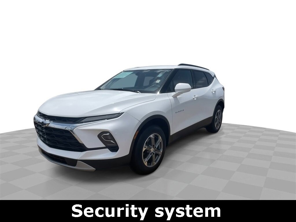 2023 Chevrolet Blazer 2LT photo 3