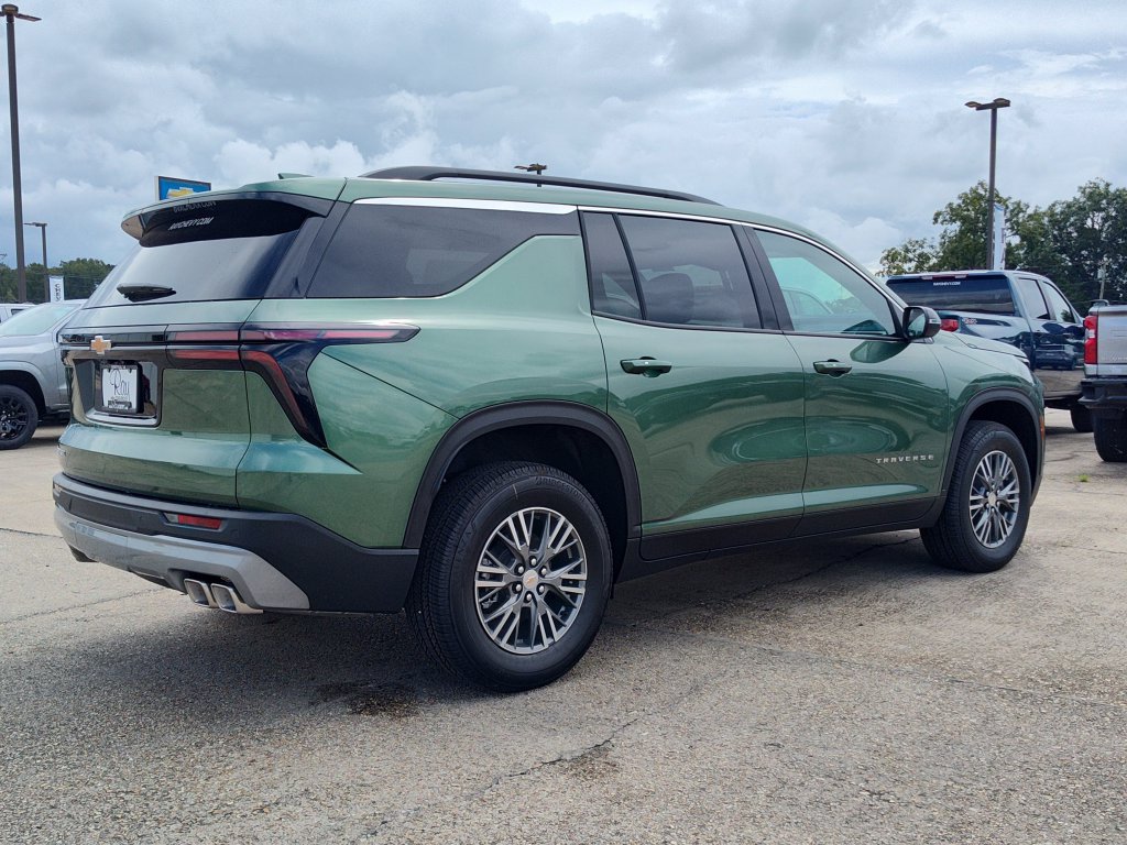 2027 Chevrolet Traverse LT - Photo 27