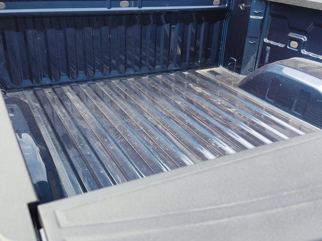 2023 Chevrolet Silverado 1500 LT - Photo 7