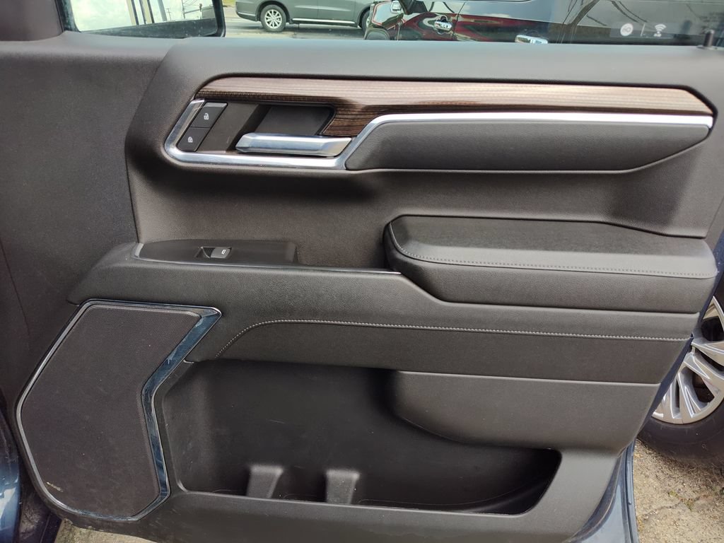 2023 Chevrolet Silverado 1500 LT - Photo 23