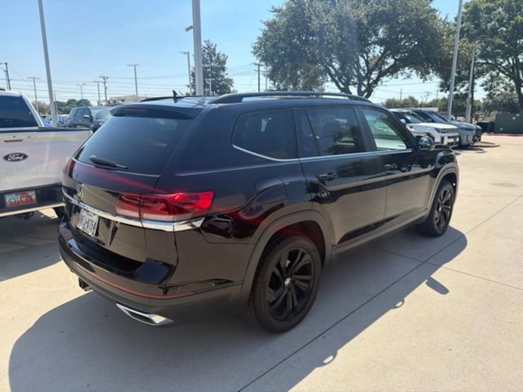 Used 2021 Volkswagen Atlas 3.6L V6 SE w/Technology SUV