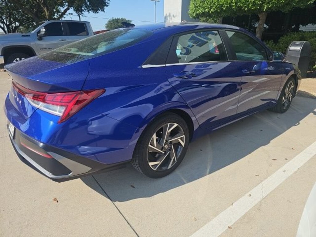 Used 2024 Hyundai Elantra SEL Sedan